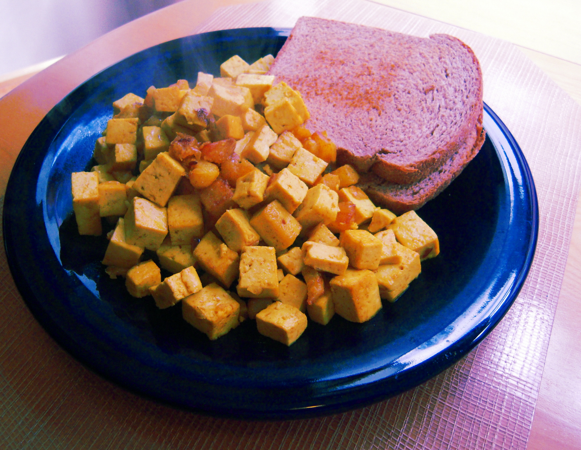 Tofu breakfast scramble | Akitachow.com: A food site and a big dog