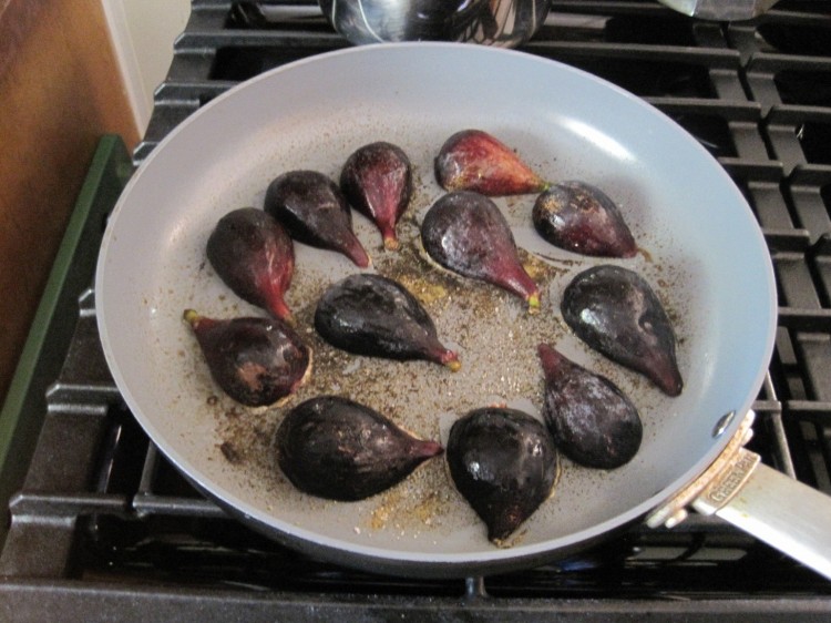 Figs searing in pan with spices