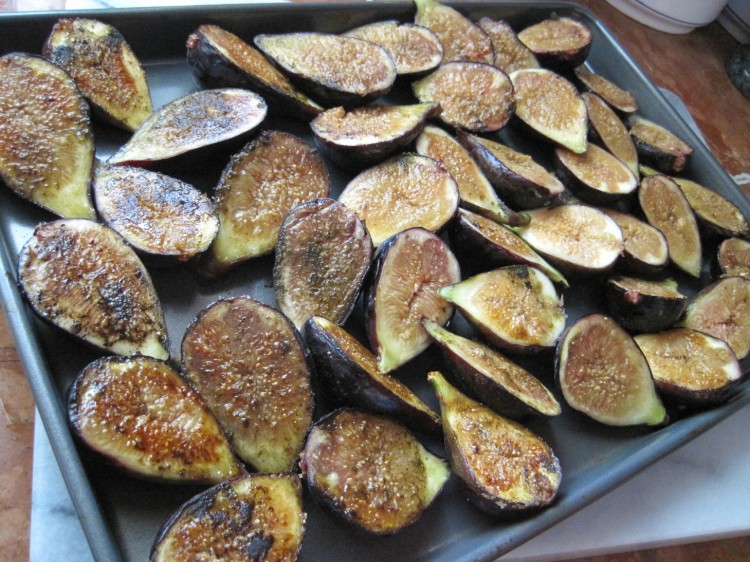 Sheet pan 'seared figs