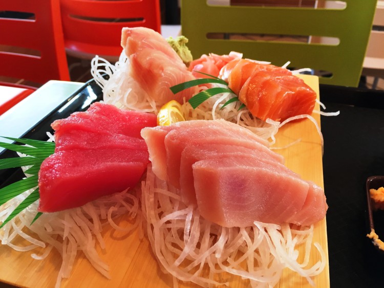 Yo sashimi combo at yo sushi in albany CA